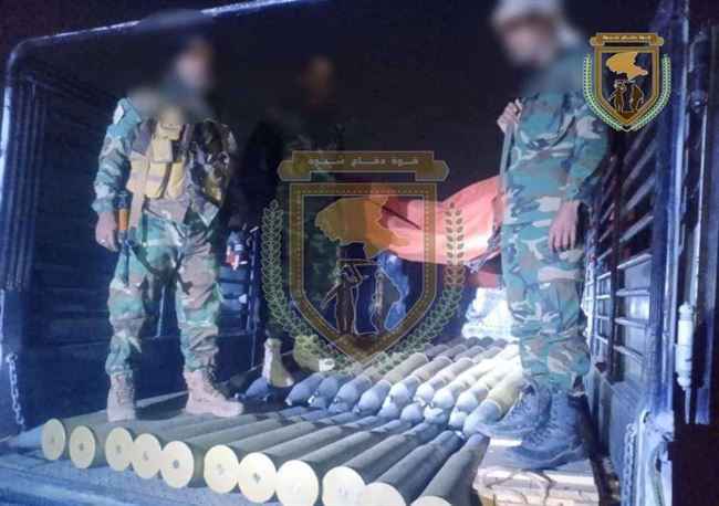 بالصور.. ضبط ذخائر أسلحة ثقيلة بكميات كبيرة خارجة من مناطق سيطرة الإخوان بمأرب