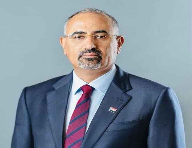 الزبيدي يطمئن الشعب : نحن ماضون في خريطة طريق تقودها السعودية والإمارات