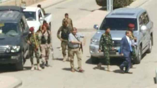 قيادة الحوثي في صنعاء تمنع وزير مؤتمري من لقاء السفير السعودي خوفاً من هذا الأمر