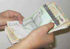 بدء صرف معاشات أسر الشهداء والمناضلين في المحافظات المحررة بهذه الاماكن