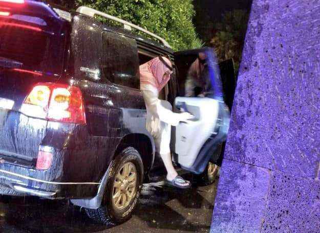 السفير السعودي يغادر الآن صنعاء وجريدة رسمية تكشف ما تم التوقيع عليه حرفياً