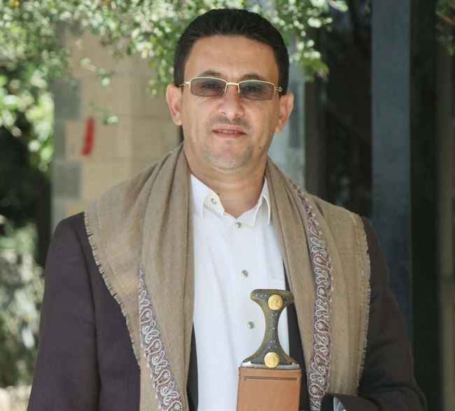 قيادي حوثي يكشف فضائح مدوية عن جماعته في صنعاء ويخاطب عبدالملك بما اقترفه السلالي المرتضى