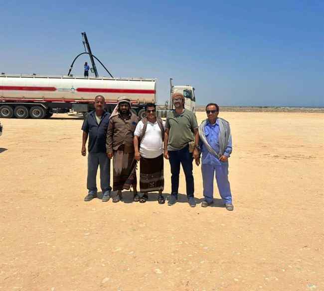 وزير النفط يزور ميناء رضوم النفطي في شبوة