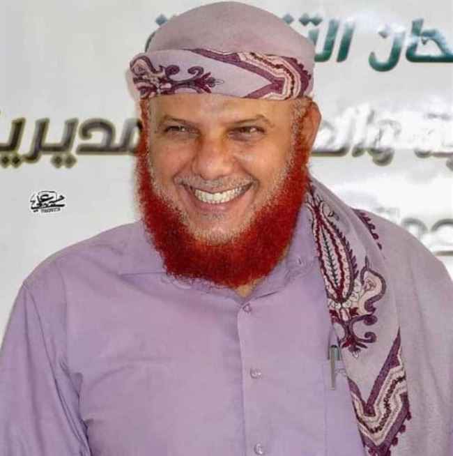امهلهم 24 ساعة فقط.. المحافظ يشكل لجنة من رؤساء الأمن والاستخبارات لكشف هوية منفذي قتل خطيب صلاة العيد بشبوة
