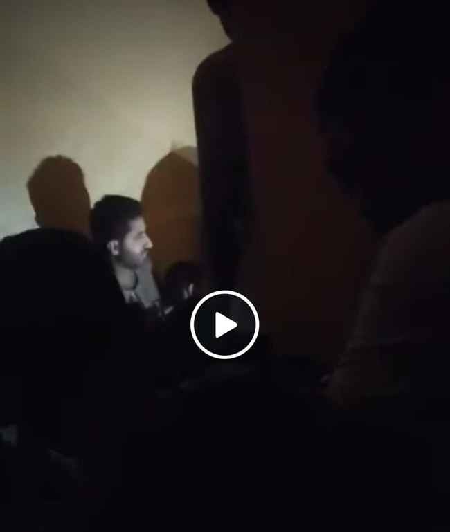 شاهد.. فيديو رعب وذعر طلاب يمنيين وقعوا وسط اشتباكات ثقيلة بالسودان والحكومة تجلي المسؤولين فقط
