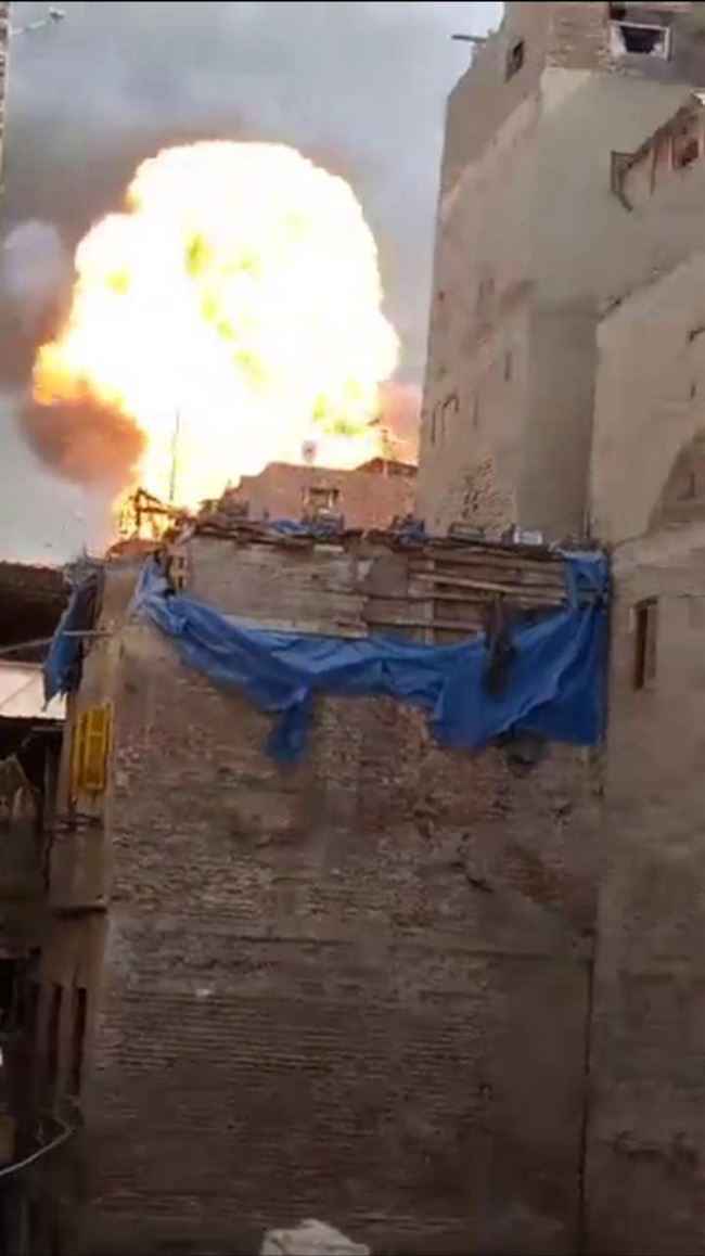 فاجعة تهز مأرب.. حريق كبير يلتهم أسرة كاملة من أبوين و6 أبناء بمنزل مساحته 3×3 متر