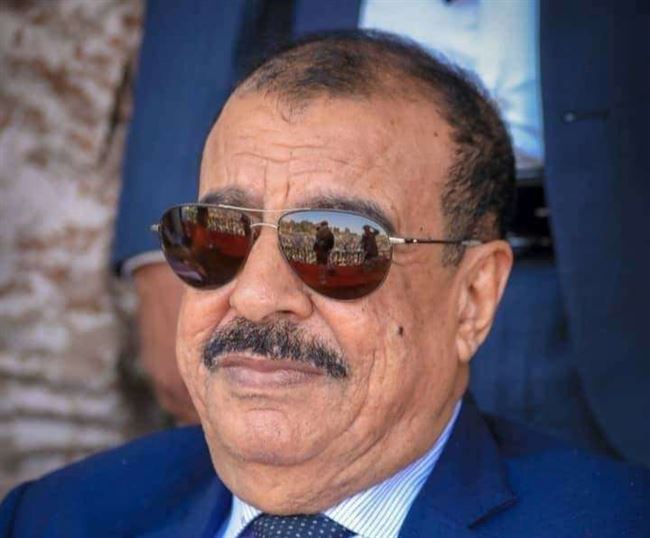 أحمد بن بريك يجيب عن تساؤل هام يشغل الشارع العام في عدن 