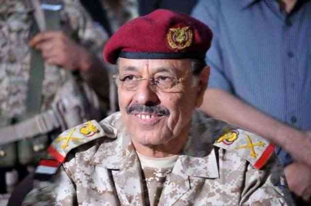 خالد سلمان : علي محسن الأحمر يزرع الغام على طريق المجلس الرئاسي