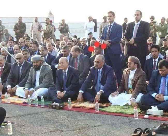 شاهد بالصور القوات التي قامت بتأمين موقع صلاة العيد للمجلس الرئاسي في عدن