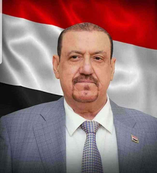 الكشف عن انتكاسة صحية تضرب الشيخ سلطان البركاني وسط عدن عقب ساعات من تصريحاته القوية