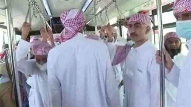 مشرف حوثي يتزوج بحسناء قبل 6 سنوات من أسر زوجها.. انصدمت أسرته برجوعه فهرب يجهش بالبكاء