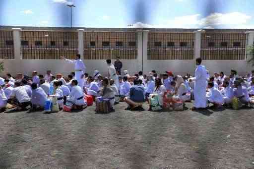 إعدام إثنين من السجناء في صنعاء بطريقة مؤلمة نفذها مسلحون حوثيون.. تفاصيل واسماء