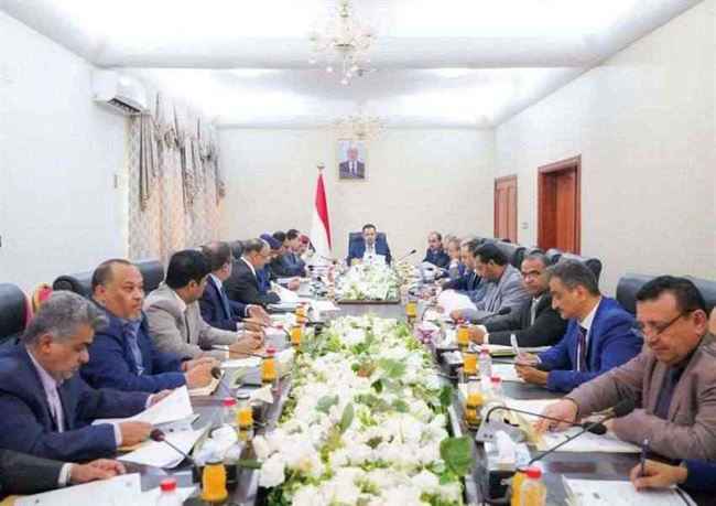 الدقيق والسلام والمفخخات والتجارة والموانئ ورئيس الإمارات.. أبرز ما وقف أمامه المجلس