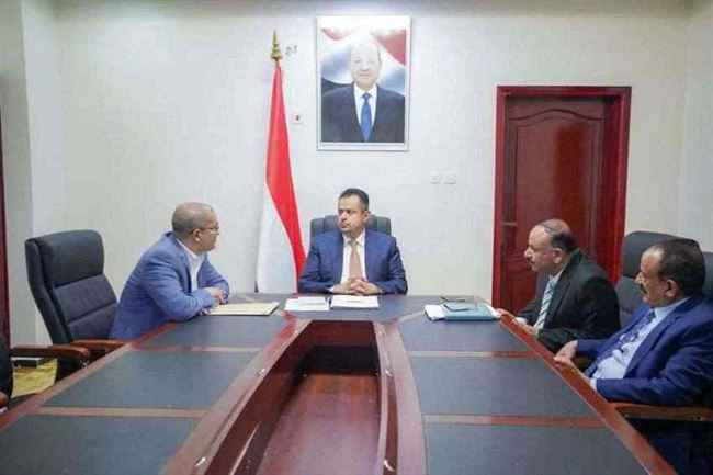 تحركات حكومية للنهوض بميناء عدن