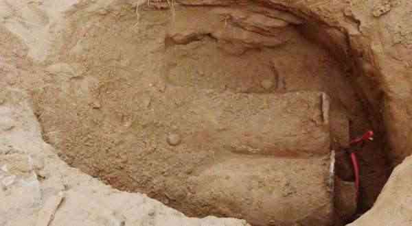 خبراء نزع متفجرات يجدون شيء خطير داخل منزل مواطن في الحديدة