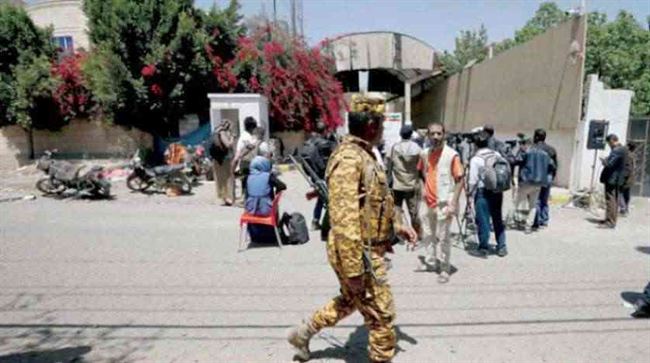الحوثي يعود لملاحقة اللاجئين الأفارقة في صنعاء ويجبرهم على التجنيد