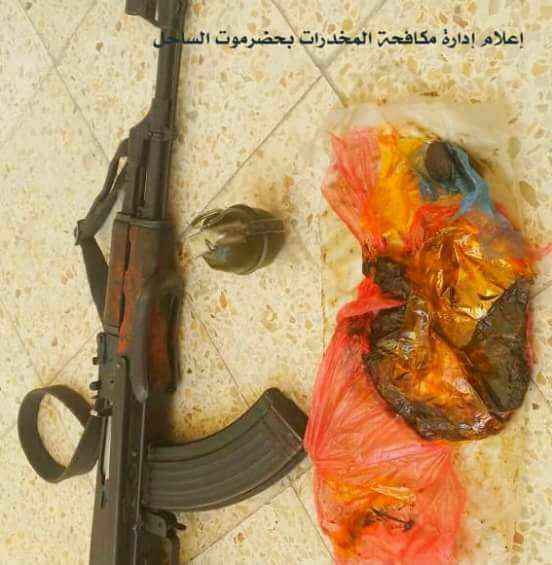 القبض على أخطر مروجي الشبو والحشيش المخدر بكمين محكم في حضرموت