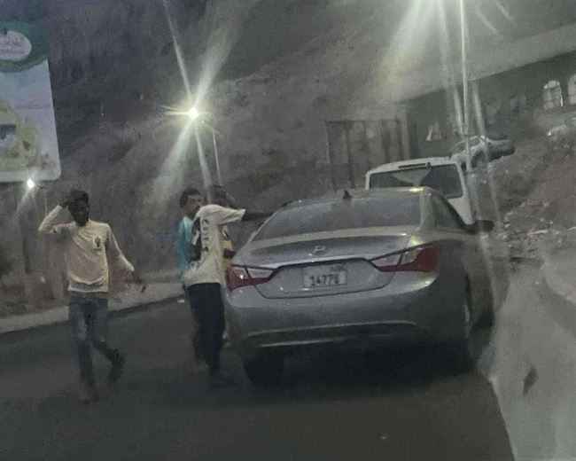 أمن عدن يضبط عصابة تمارس هذا الأعمال ضد أبناء المحافظات الشمالية