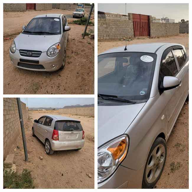 لا يملك حبة سجارة قبل الحرب.. قيادي حوثي يهدي نجله سيارة فاخرة في صنعاء ويحذر رجال المرور