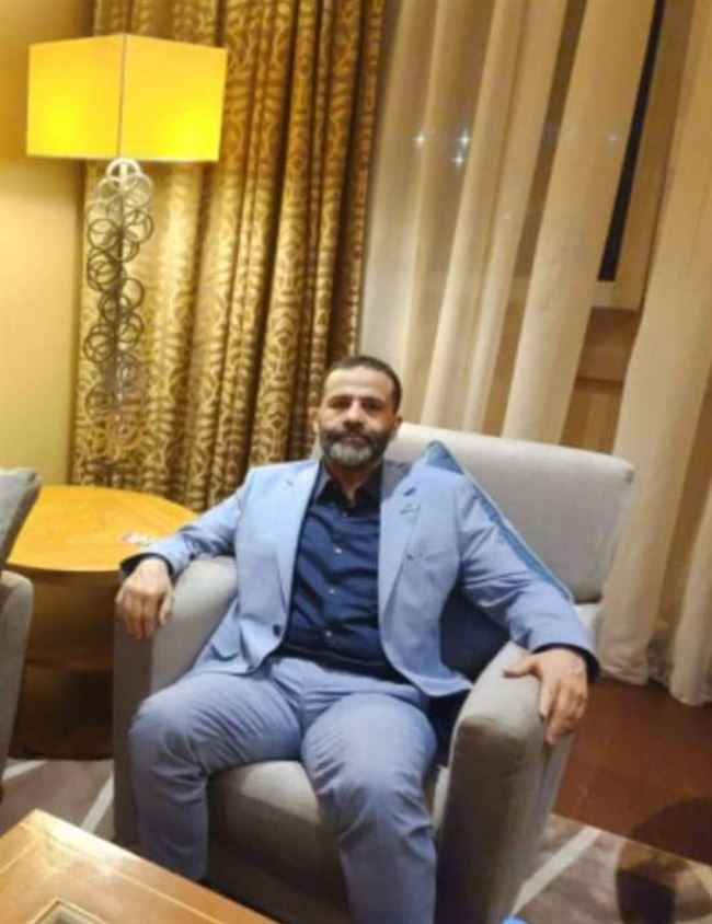 حميد الأحمر من شقته بتركيا يطالب بالوحدة بدلاً من استعادة صنعاء وتحرير قبيلته من الحوثي