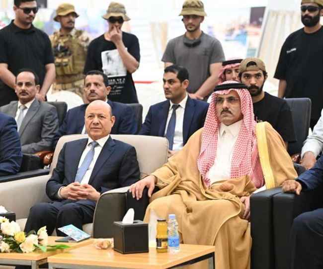 لأول مرة يجيب العليمي والسفير السعودي على أهم سؤالين شغلا الشارع اليمني !