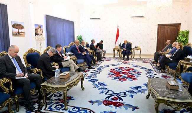 العليمي والزبيدي يثبتان لاوروبا والعالم تحقيق أمر هام بالمجلس الرئاسي