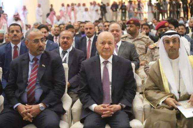 منذ تشكيل المجلس الرئاسي.. الحوثي يتجسس على هواتف من حضر الرياض ومنظمات دولية باليمن عبر الواتس اب