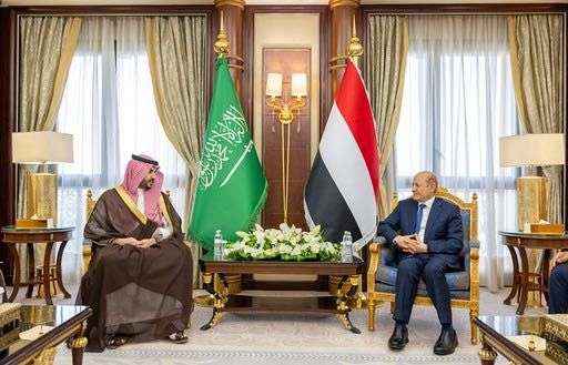 تفاصيل لقاء جمع وزير الدفاع السعودي برئيس وأعضاء مجلس القيادة الرئاسي