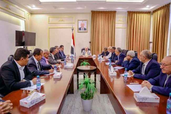 الشرعية تعترف رسميا بوجود فساد واختلالات في حكومتها والبركاني يجتمع دون جدوى مع معين