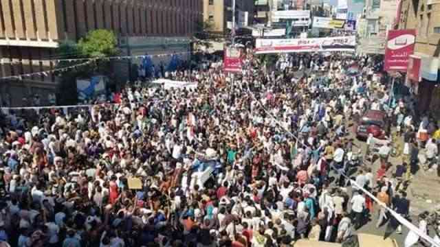 تقرير خاص : حزب الإصلاح يخطف ثورة أبناء تعز 
