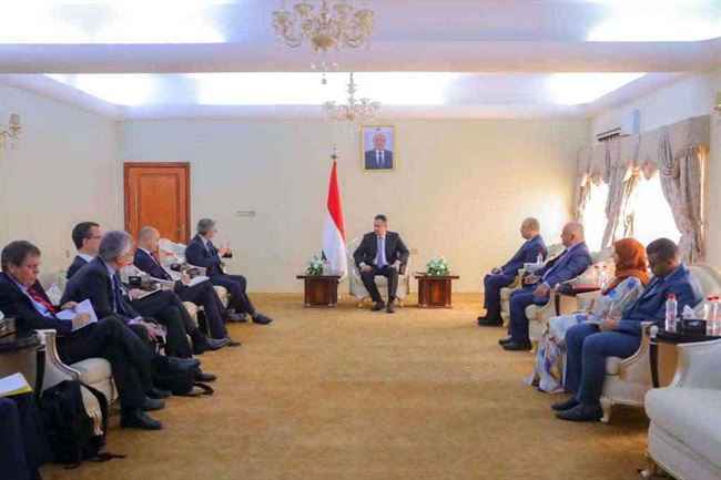 السفير الأمريكي الجديد لليمن يصل عدن .. ويجري لقاءات هامة