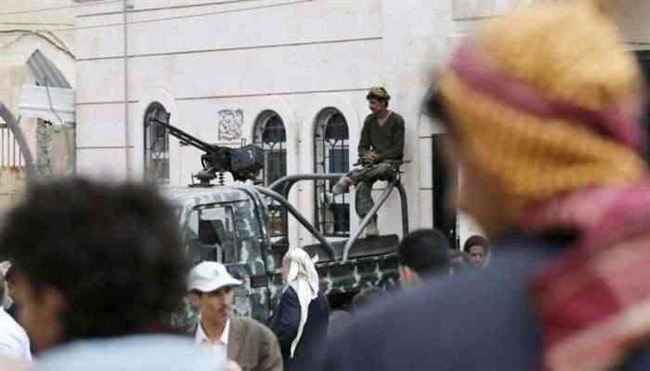 محكمة الحوثيين في صنعاء تستدعي وزير سابق في حكومة الانقلاب والأخير ينشر بيان