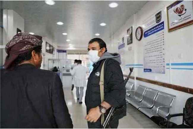 قرارات ابتزازية لقيادي حوثي تهدد بإغلاق 290 مستشفى ومنشاة صحية باليمن