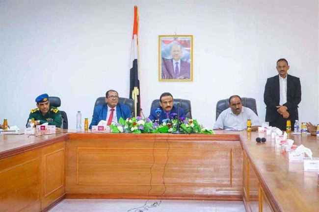 تحرك في شبوة لإعادة تشغيل مطار عتق الدولي .. والمحافظ يلتزم بهذا الأمر