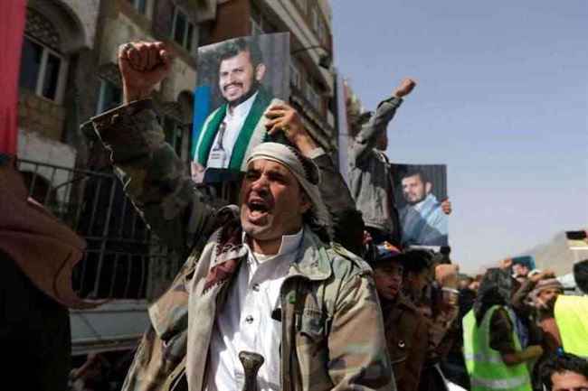دون تغيير على الأرض الحوثي لن يتغيّر.. هادي ارتكب أخطأ لا تغفر في 10 سنوات
