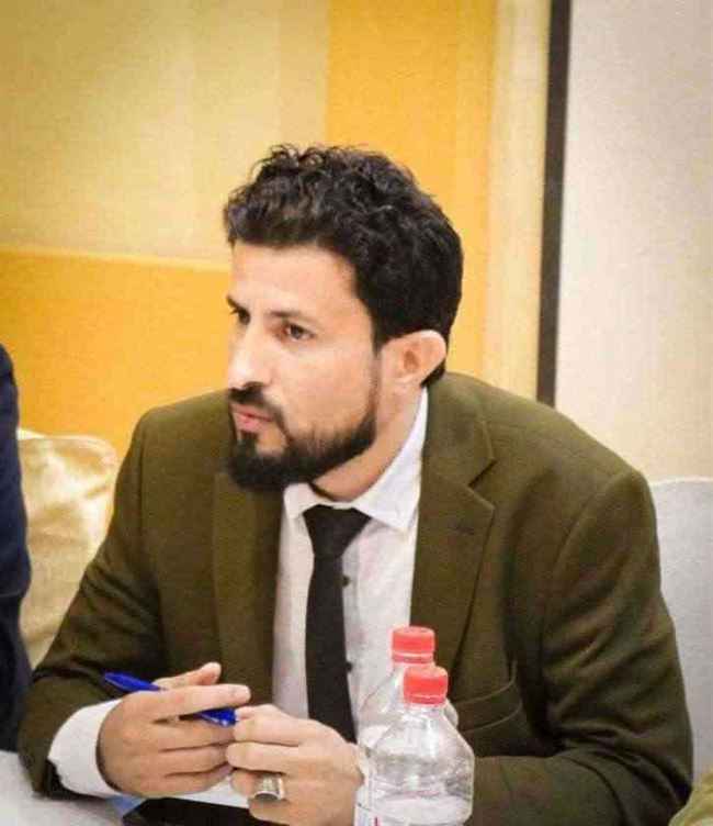 بعد أيام على إقالته .. رئيس هيئة النقل البري في اليمن : هذه هي إنجازاتي