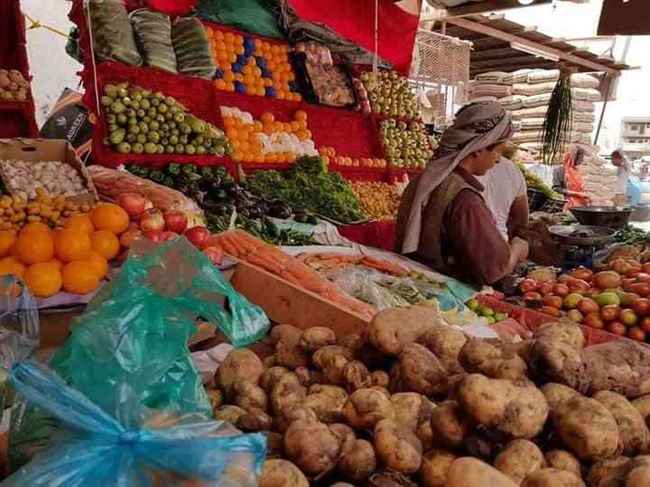 البطاطس يسجل 800 ريال للكيلو.. اسعار الفواكه والخضروات اليوم