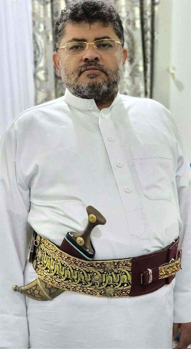 شاهد | محمد علي الحوثي ينشر صورة فاضحة له على منصة تويتر ويقع بفخ كبير دون إدراك