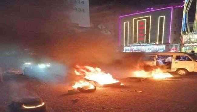 عضو رئاسة الانتقالي : لم يعد مقبولاً التعذر بالانتقالي كمعرقل اتقوا شر المواطن إذا غضب