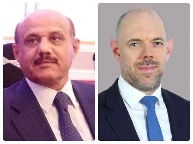 سفير بريطانيا يتواصل مع قيادة البنك المركزي بعد اتهامات أخيرة بنقله لصنعاء