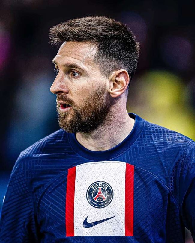 تشافي: ميسي سيقرر مستقبله الأسبوع المقبل.. ولا يوجد لاعب رفض الانضمام لبرشلونة