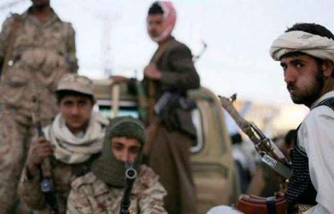الحوثي يضع تجار صنعاء تحت الإقامة الجبرية ويشدد الحراسة على منازلهم ويصادر جوازات السفر