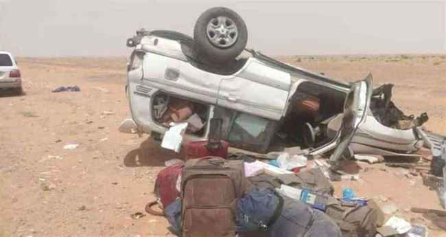 عاد من البحرين لقضاء اجازة العيد .. نهاية مؤسفة لمغترب يمني وزوجته في خط العبر بحضرموت  (صورة)