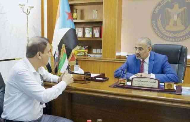 الزُبيدي يلتقي مسؤول بارز في شركة جنة هنت النفطية في شبوة
