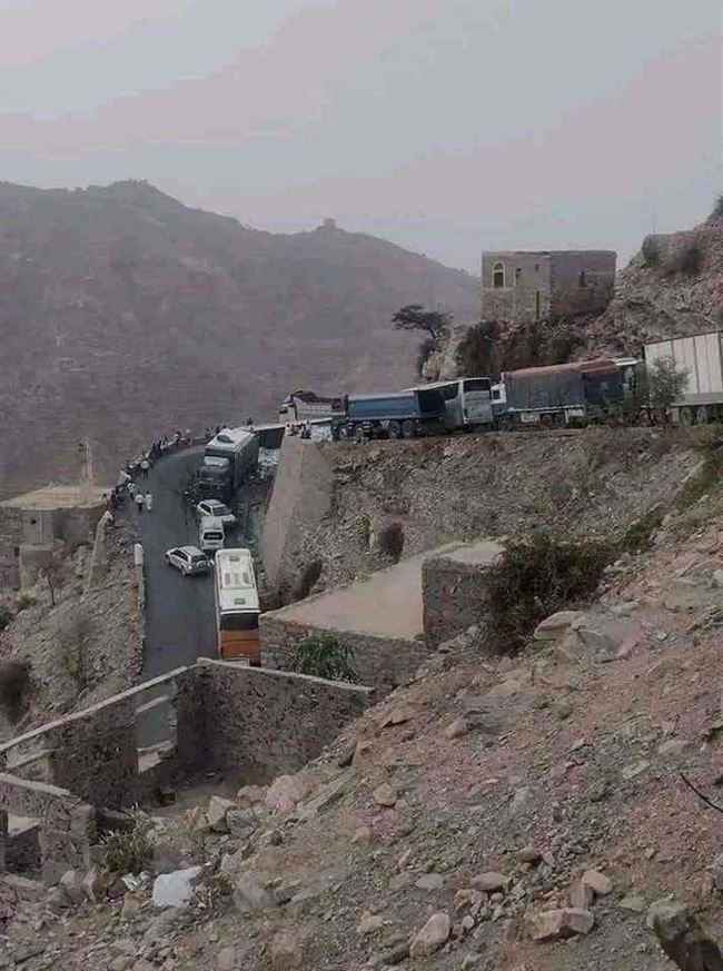 فرنسا: الحكومة قدمت تنازلات عديدة وعلى الحوثيين فتح طرق تعز الرئيسية
