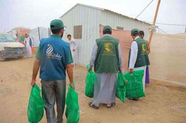 الملك سلمان يوزع لحوم الأضاحي لـ10 ألف مستفيد بمأرب