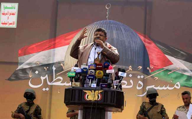 صحيفة سعودية مقربة من الديوان الملكي تفتح النار على حماس وعلاقته بالحوثي .. بسبب برقية تهنئة العيد