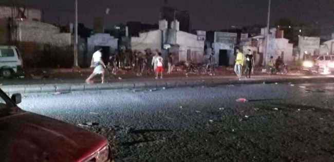 تفاصيل اشتباكات عنفية هزت الشيخ عثمان.. والأمن يبسط سيطرته