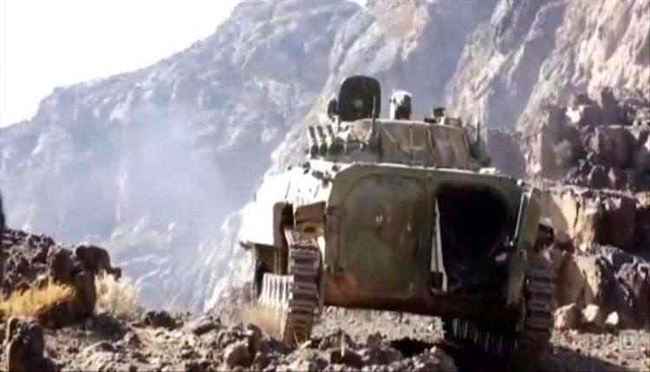 الحوثي يواجه رسائل حاسمة في الجبهات .. والمجلس الرئاسي يفهمها ويرد عليها
