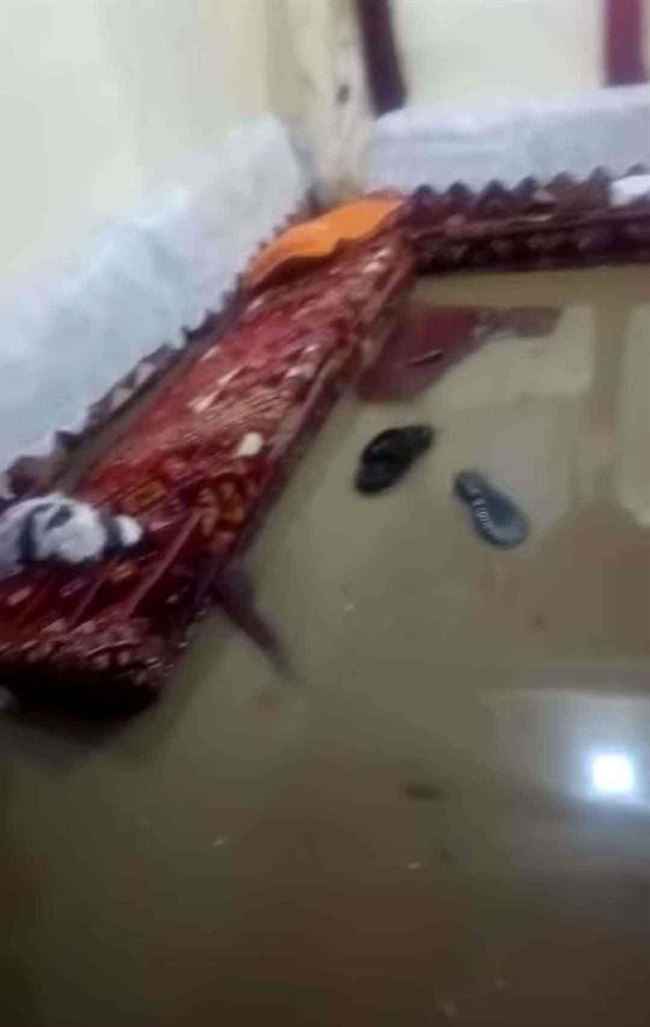 سيول ضخمة تهاجم صنعاء وتغرق منازل ومحلات تجارية بعد ارتفاع منسوب المياه.. فيديو وصور مروعة الآن